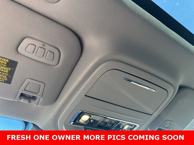 Used 2022 Lincoln Corsair AWD w/ Premium Package image 18