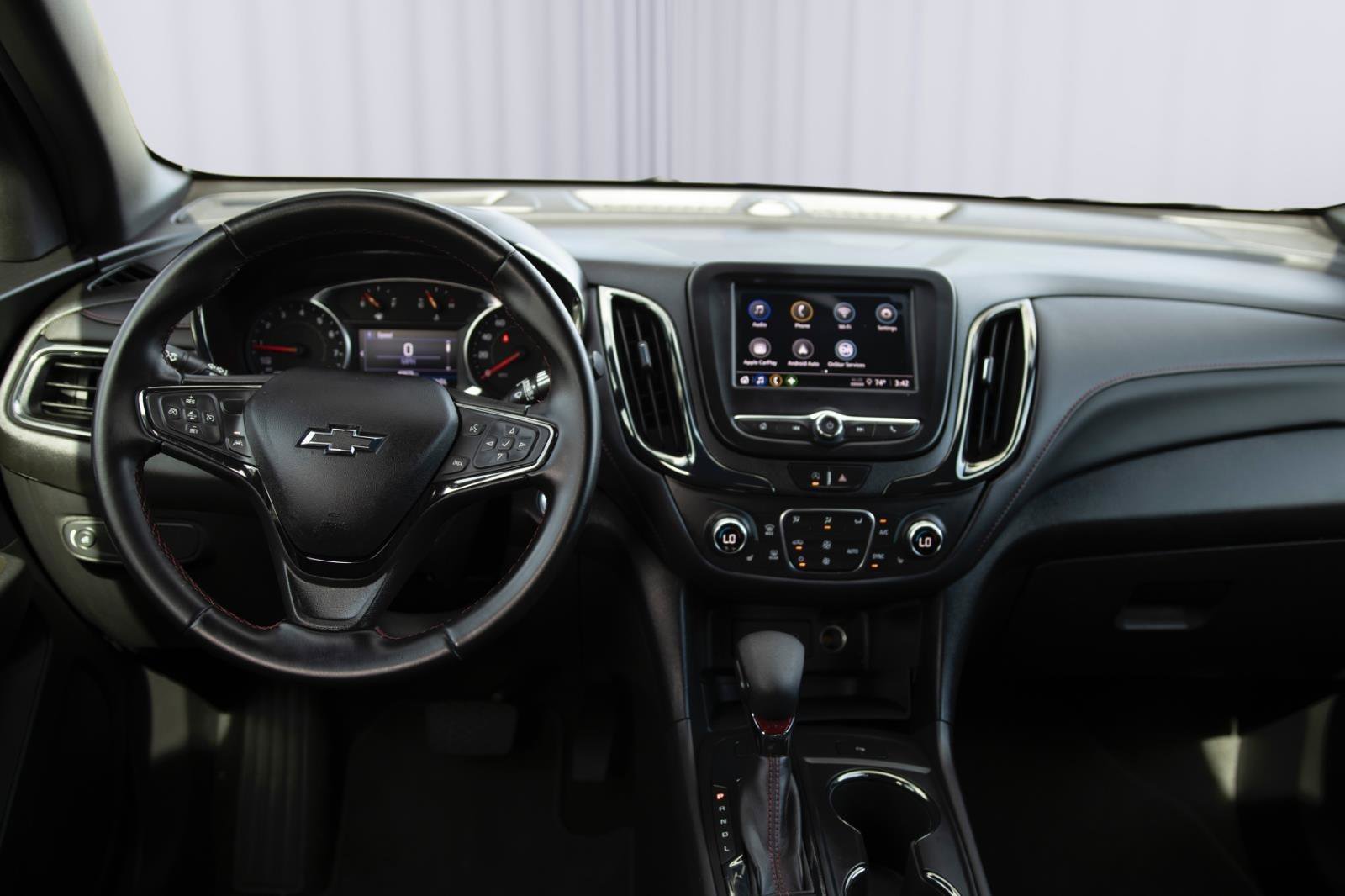Used 2023 Chevrolet Equinox RS AWD/4WD image 3