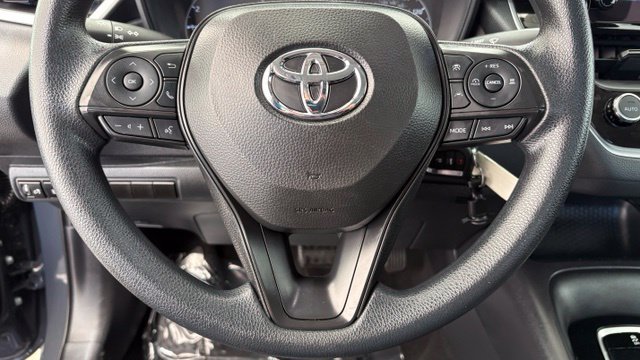 Used 2024 Toyota Corolla LE FWD image 33