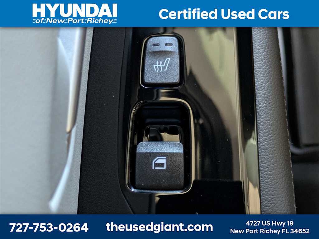 Certified 2024 Hyundai Tucson Limited image 17