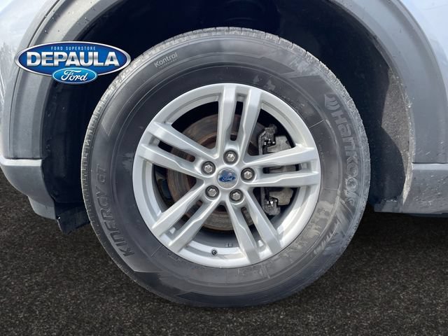 Used 2024 Ford Explorer XLT w/ Equipment Group 202A AWD/4WD image 18