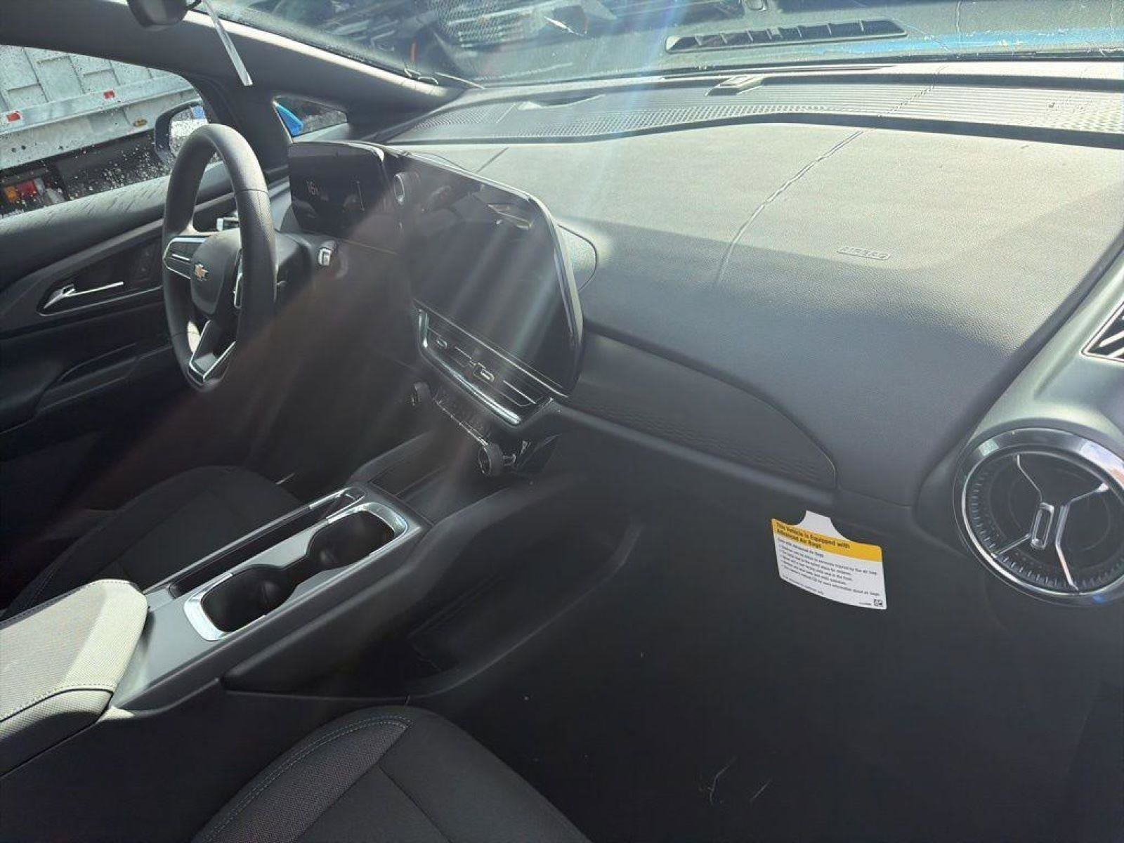 New 2026 Chevrolet Equinox EV LT FWD image 21