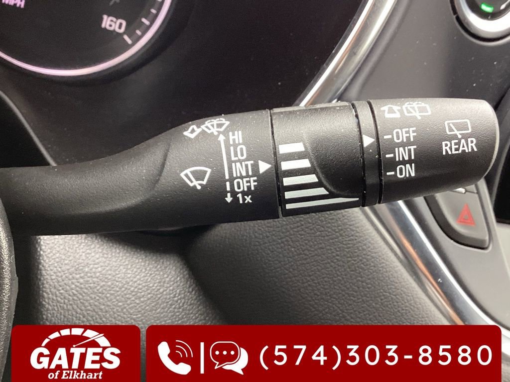 Used 2025 Chevrolet Blazer LT image 24