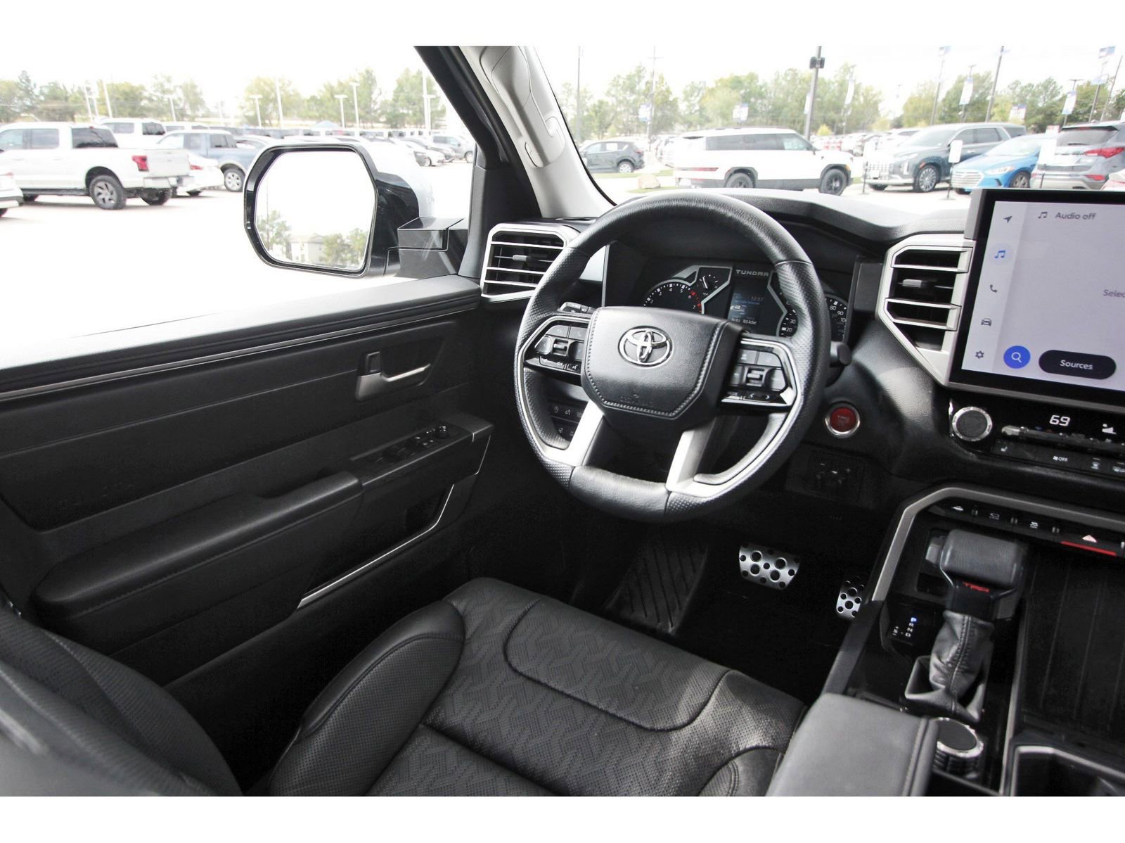 Used 2022 Toyota Tundra SR5 image 12