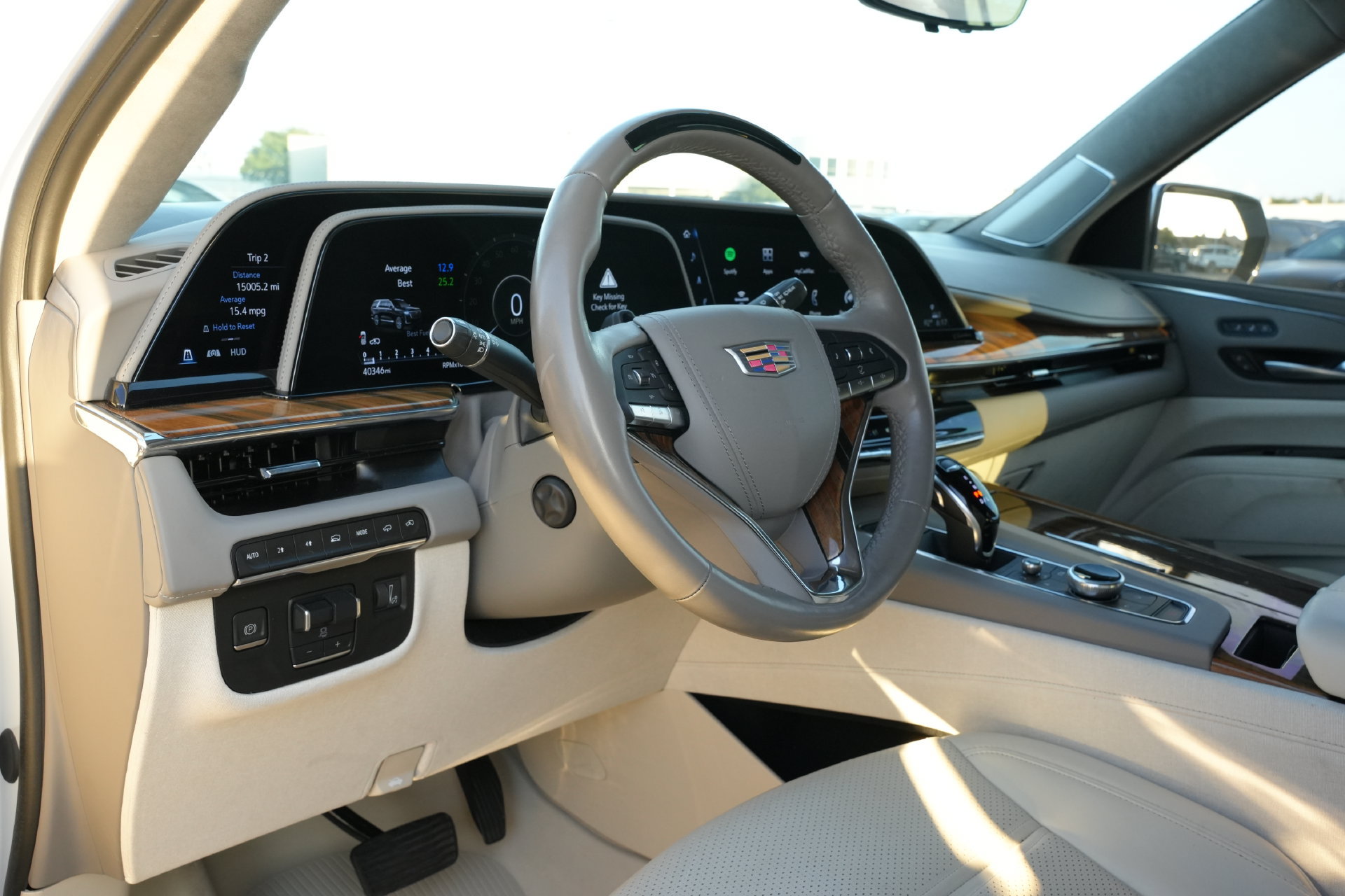 Certified 2024 Cadillac Escalade ESV Sport Platinum w/ LPO, ONYX Package AWD/4WD image 13