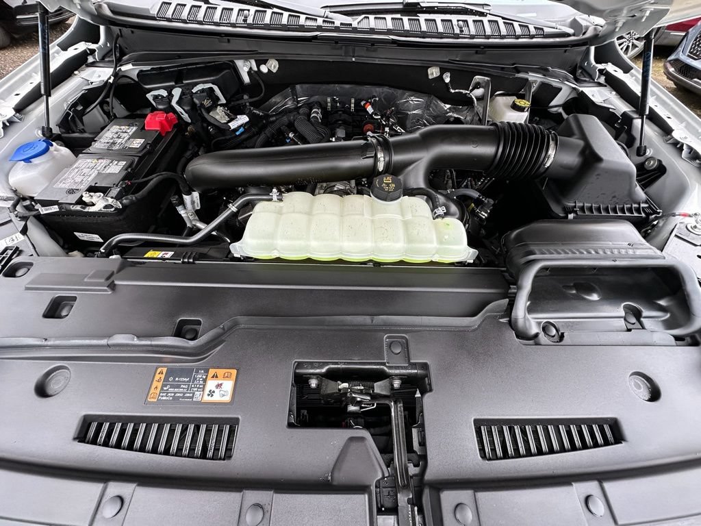 New 2025 Lincoln Navigator Reserve AWD/4WD image 27
