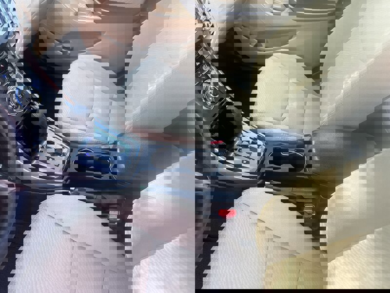 Used 2013 Hyundai Elantra GLS w/ Preferred Pkg image 30