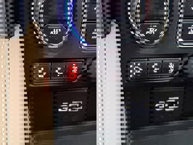 Used 2023 Chevrolet Tahoe Premier image 36