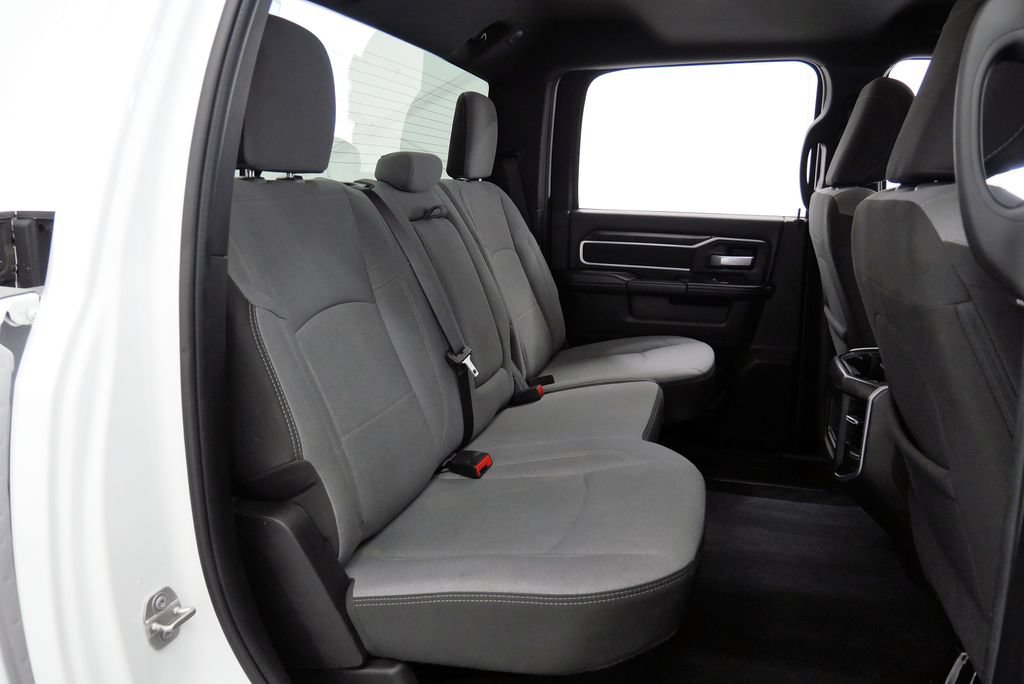 Used 2024 RAM 2500 Big Horn w/ Off Road Package AWD/4WD image 18