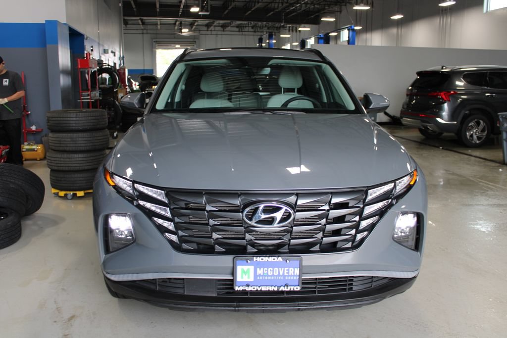Used 2024 Hyundai Tucson SEL w/ Convenience Package AWD/4WD image 2