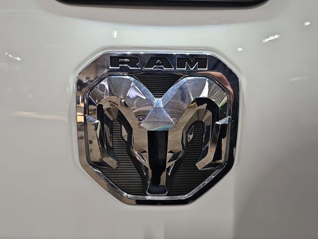 Used 2024 RAM 3500 Big Horn image 29