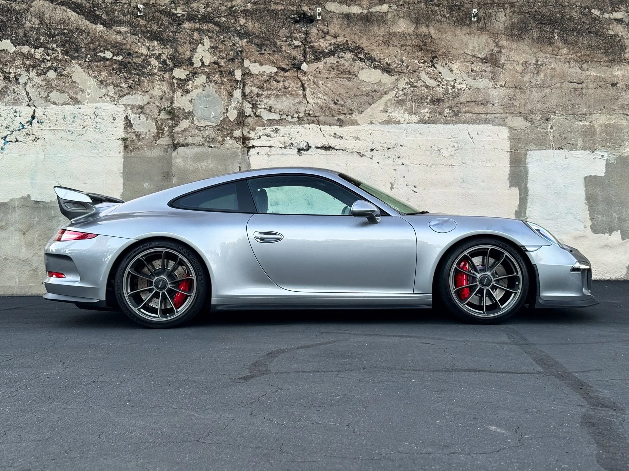 Used 2015 Porsche 911 GT3 RWD image 5