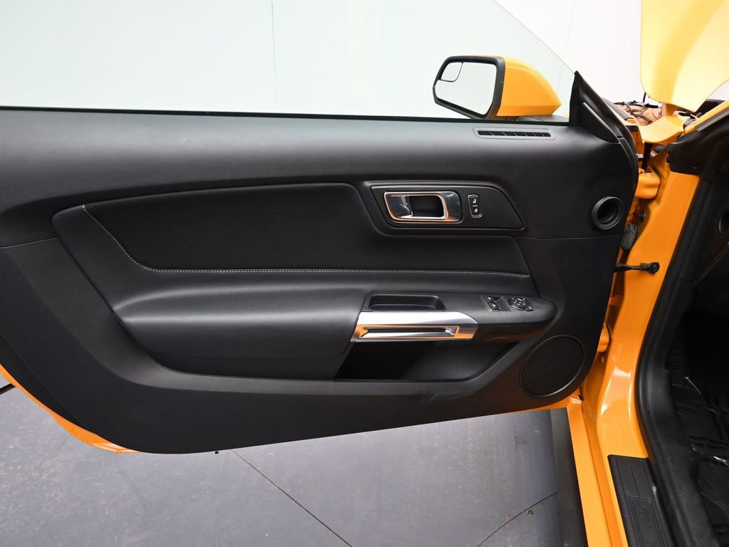 Used 2018 Ford Mustang EcoBoost w/ Ecoboost Performance Package image 13