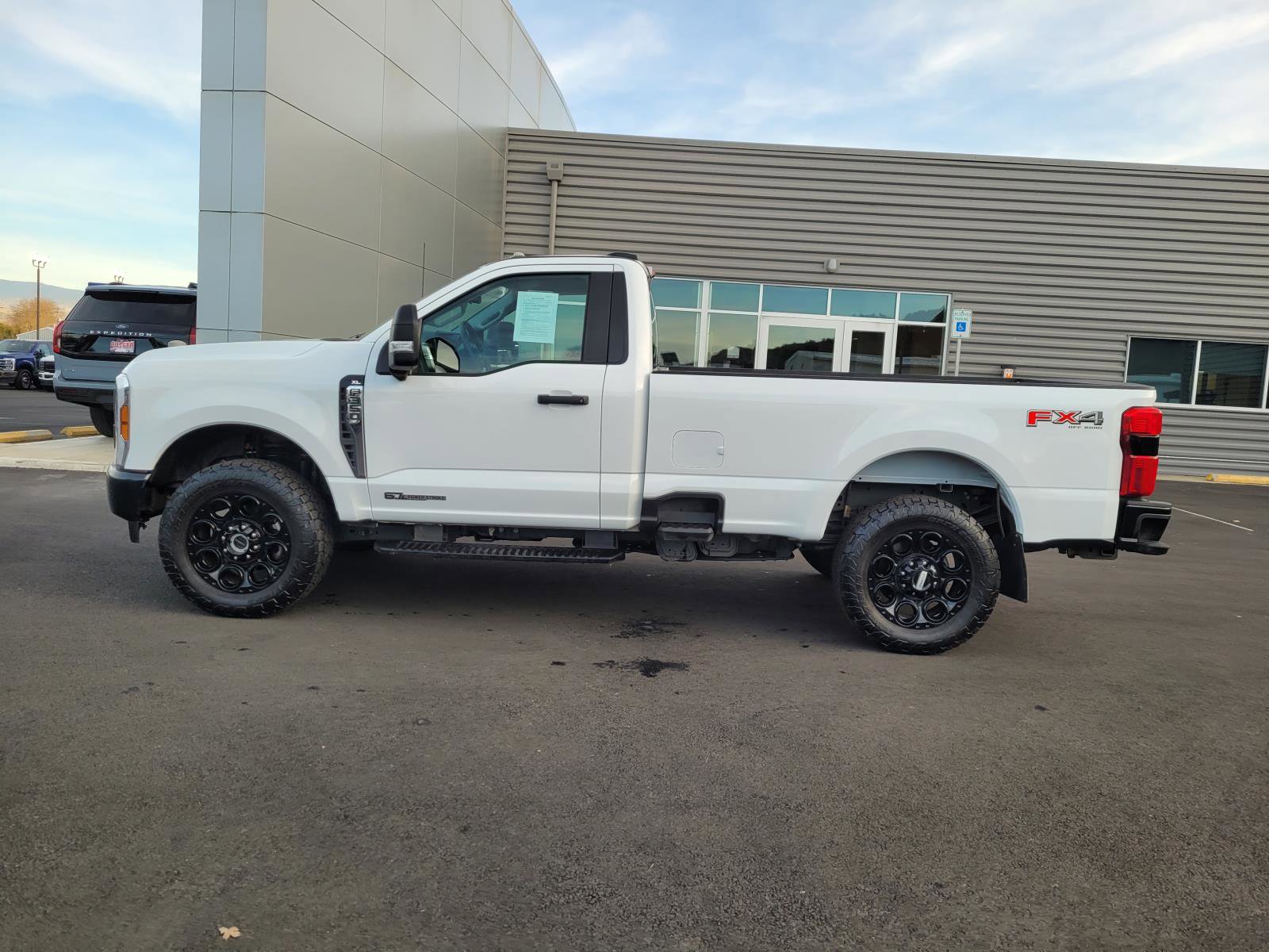 Used 2024 Ford F350 XL w/ 360-Degree Camera Package AWD/4WD image 8