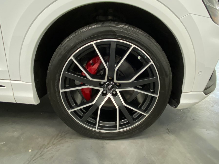 Used 2019 Audi Q8 Prestige AWD/4WD image 16