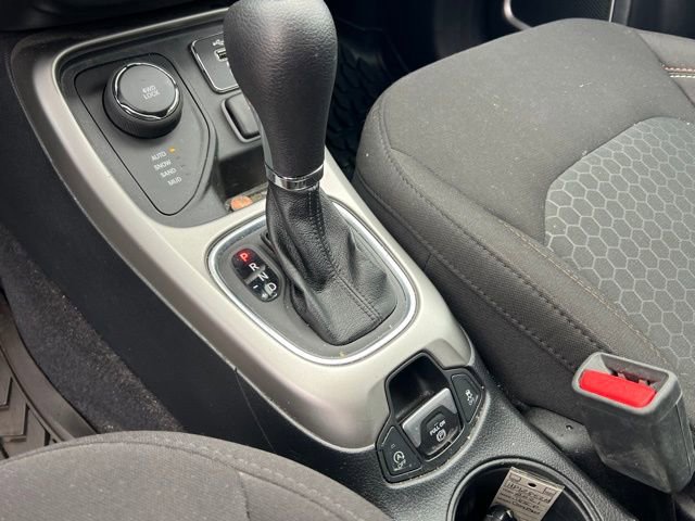 Used 2021 Jeep Compass Sport AWD/4WD image 19