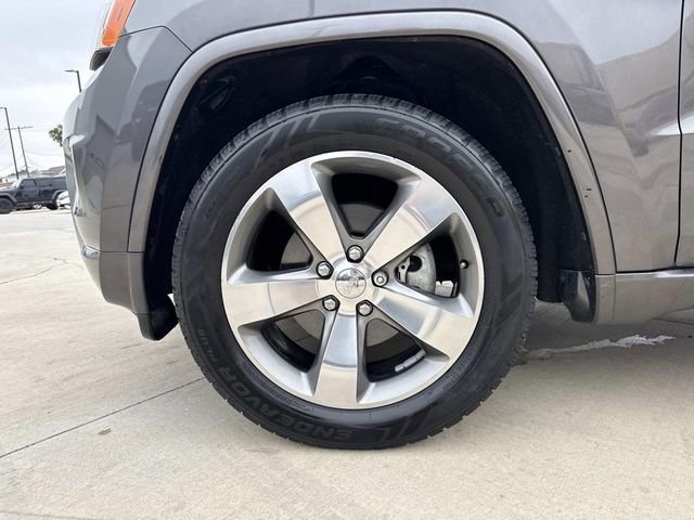 Used 2015 Jeep Grand Cherokee Overland w/ Trailer Tow Group IV RWD image 4