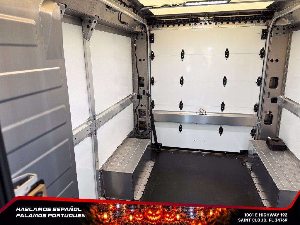 Used 2024 Chevrolet Brightdrop 400 w/ Commercial Equipment Package AWD/4WD image 23