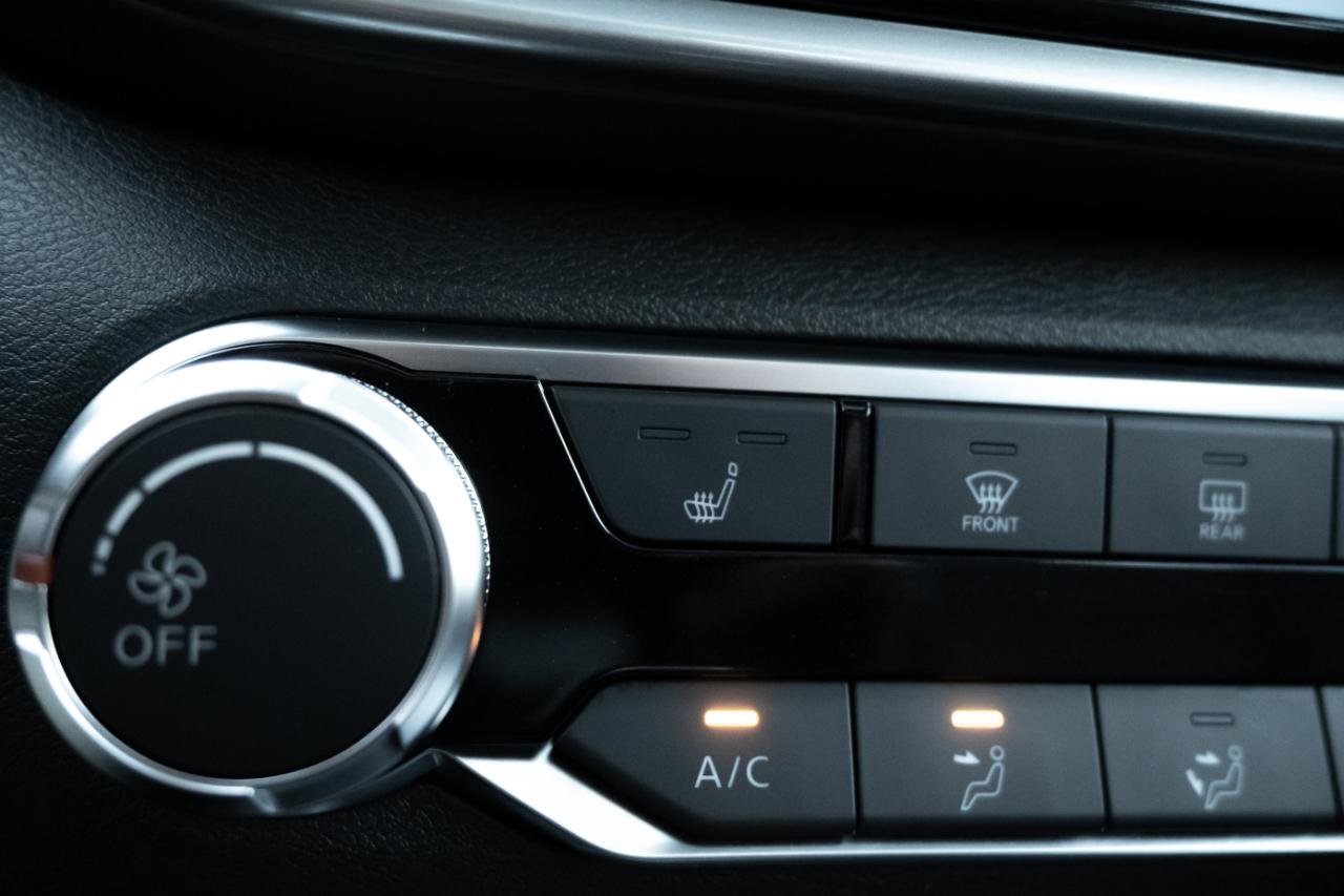 Used 2023 Nissan Altima 2.5 SR w/ SR Premium Package image 31