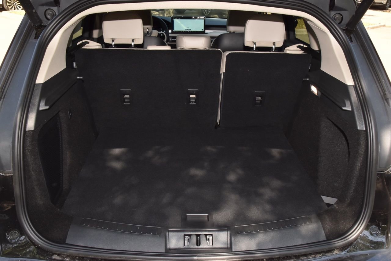 New 2026 Lincoln Corsair Premiere image 35