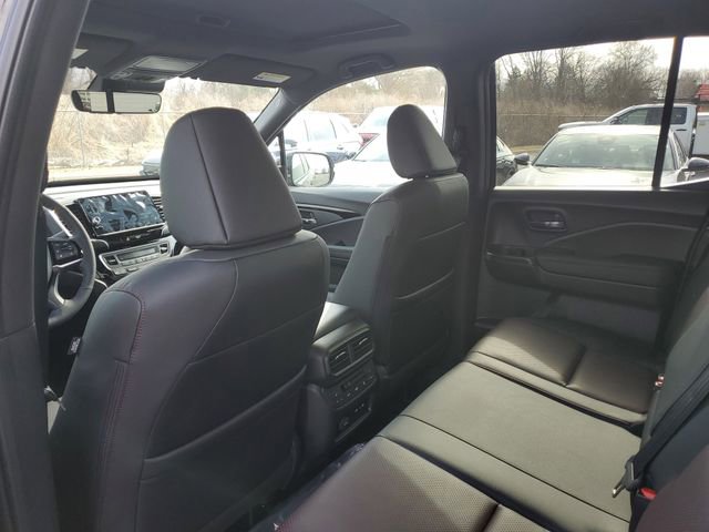 New 2026 Honda Ridgeline Black Edition image 8