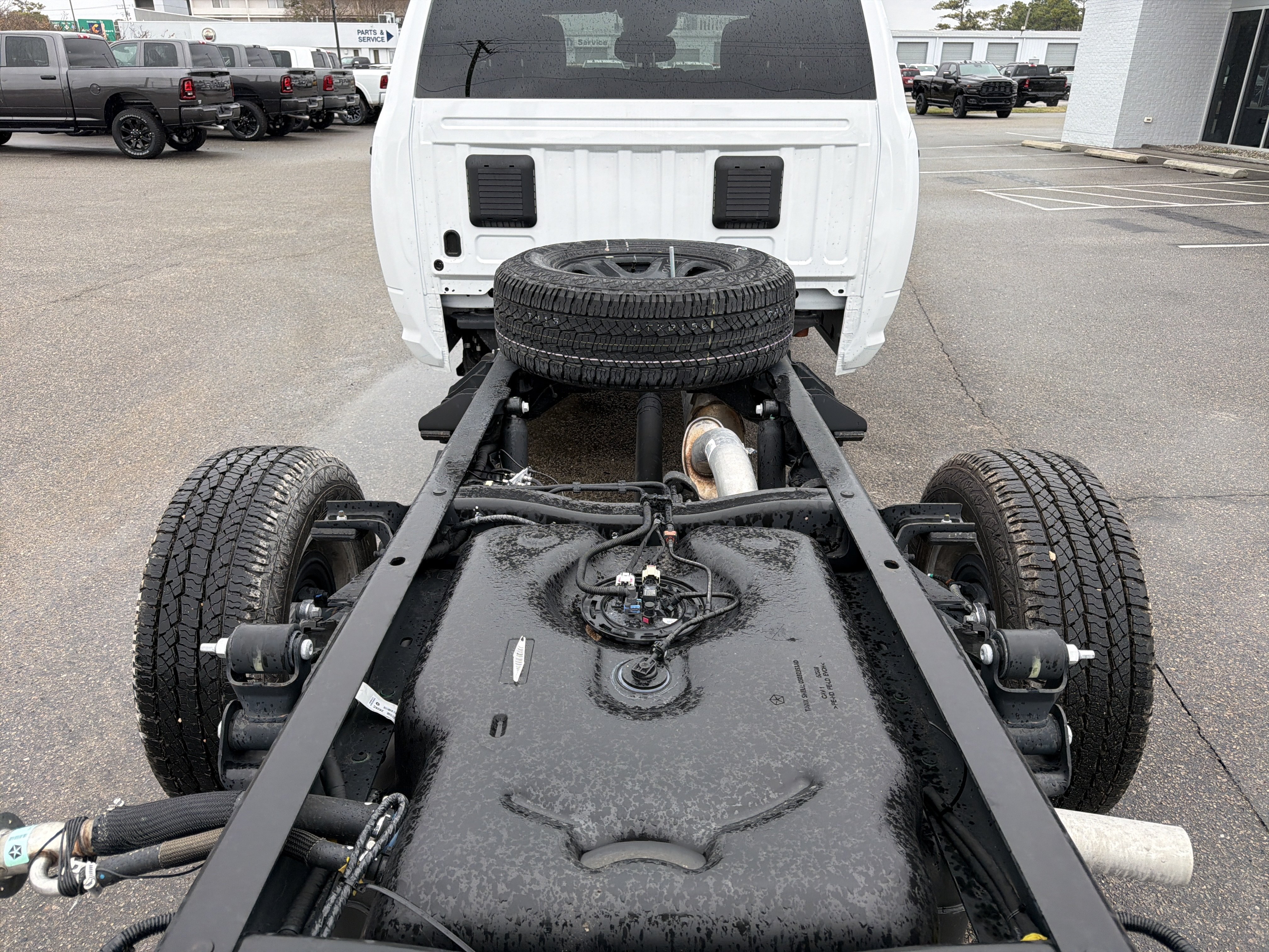 Used 2025 RAM 3500 Big Horn AWD/4WD image 30