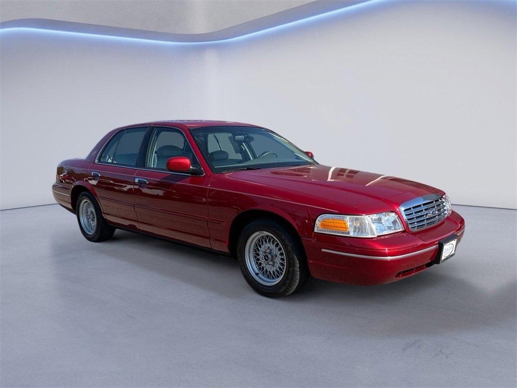 Used 2000 Ford Crown Victoria LX