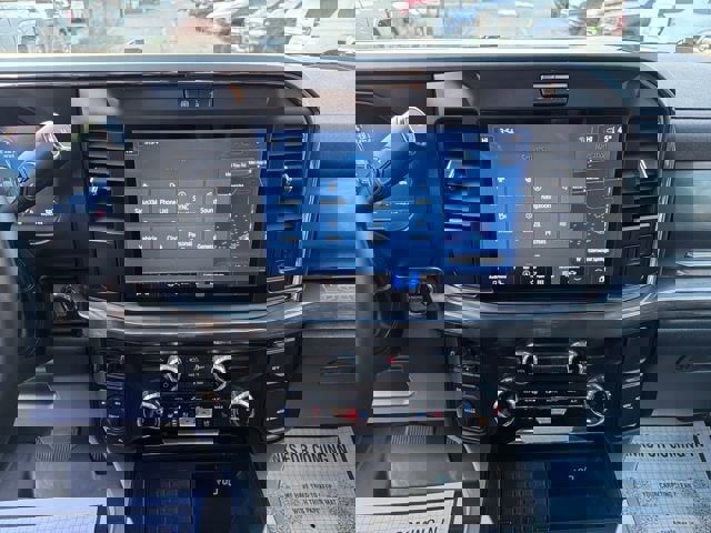 Used 2025 Ford F350 Lariat w/ FX4 Off-Road Package image 18