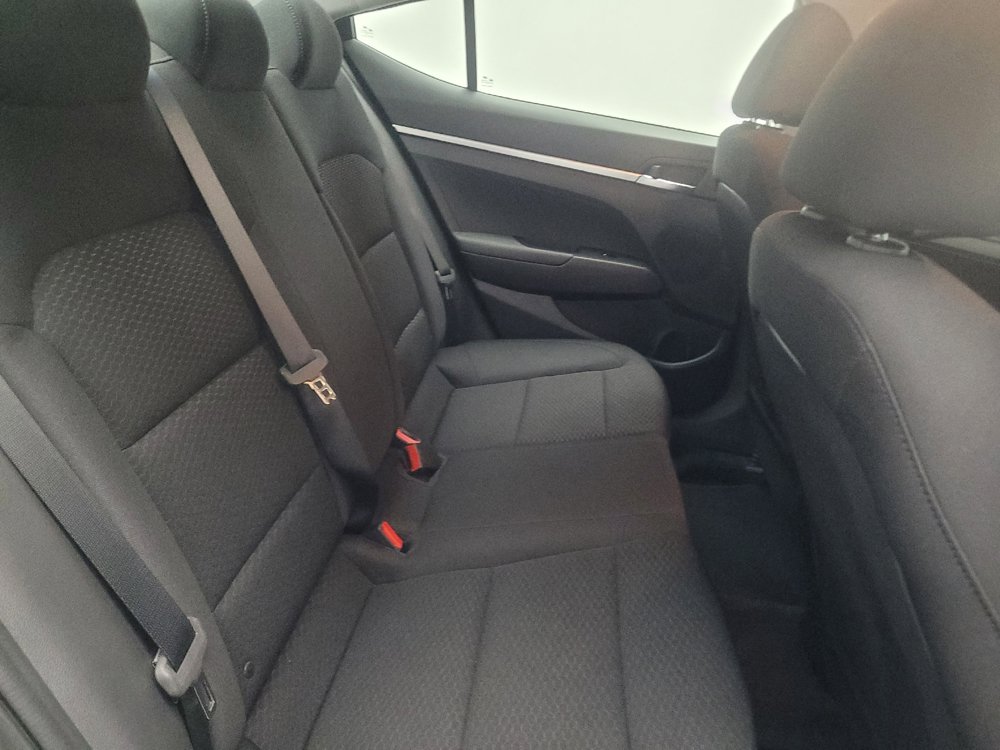 Used 2019 Hyundai Elantra SE w/ Cargo Package FWD image 19