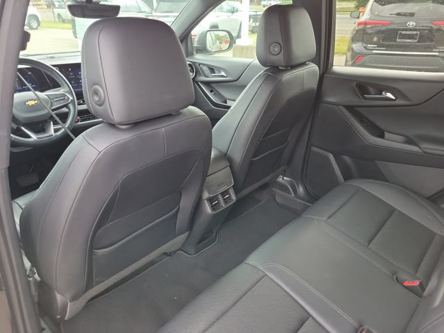 Used 2025 Chevrolet Equinox LT w/ Convenience Package II FWD image 12