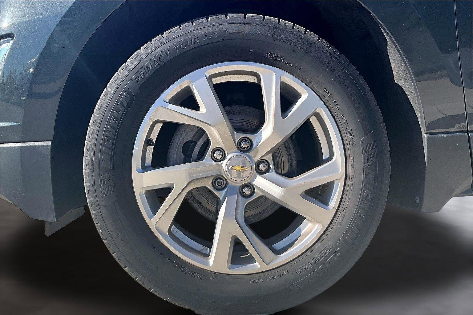 Used 2021 Chevrolet Equinox Premier AWD/4WD image 10