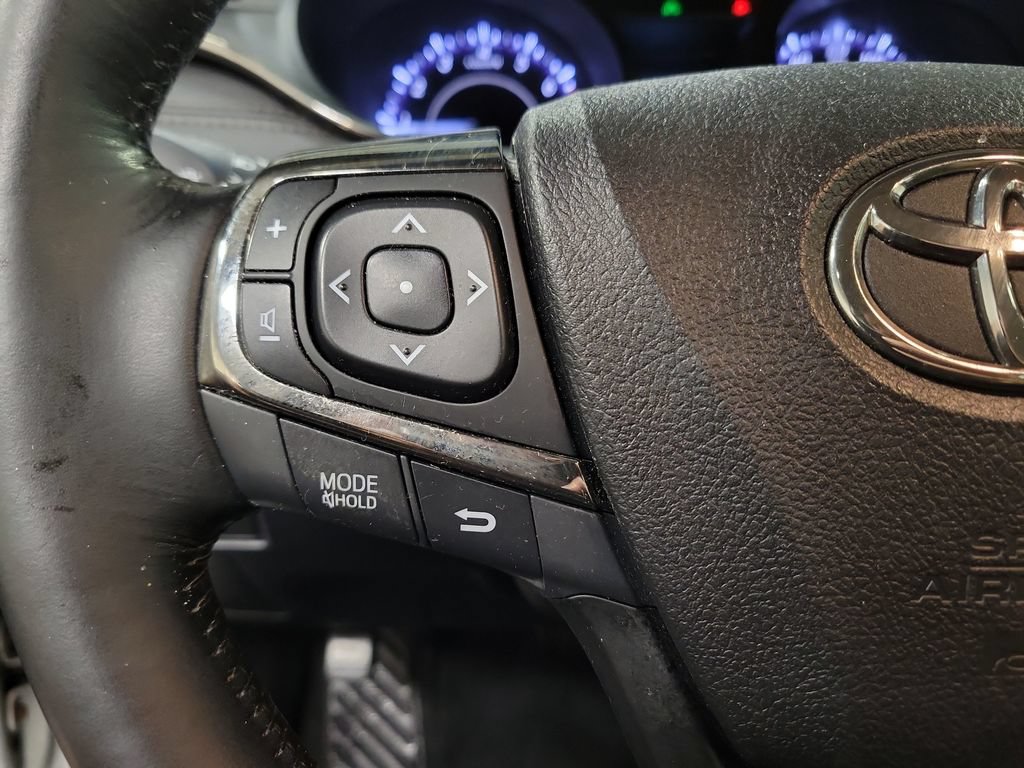 Used 2018 Toyota Avalon Limited w/ All Weather Liner Package FWD image 24