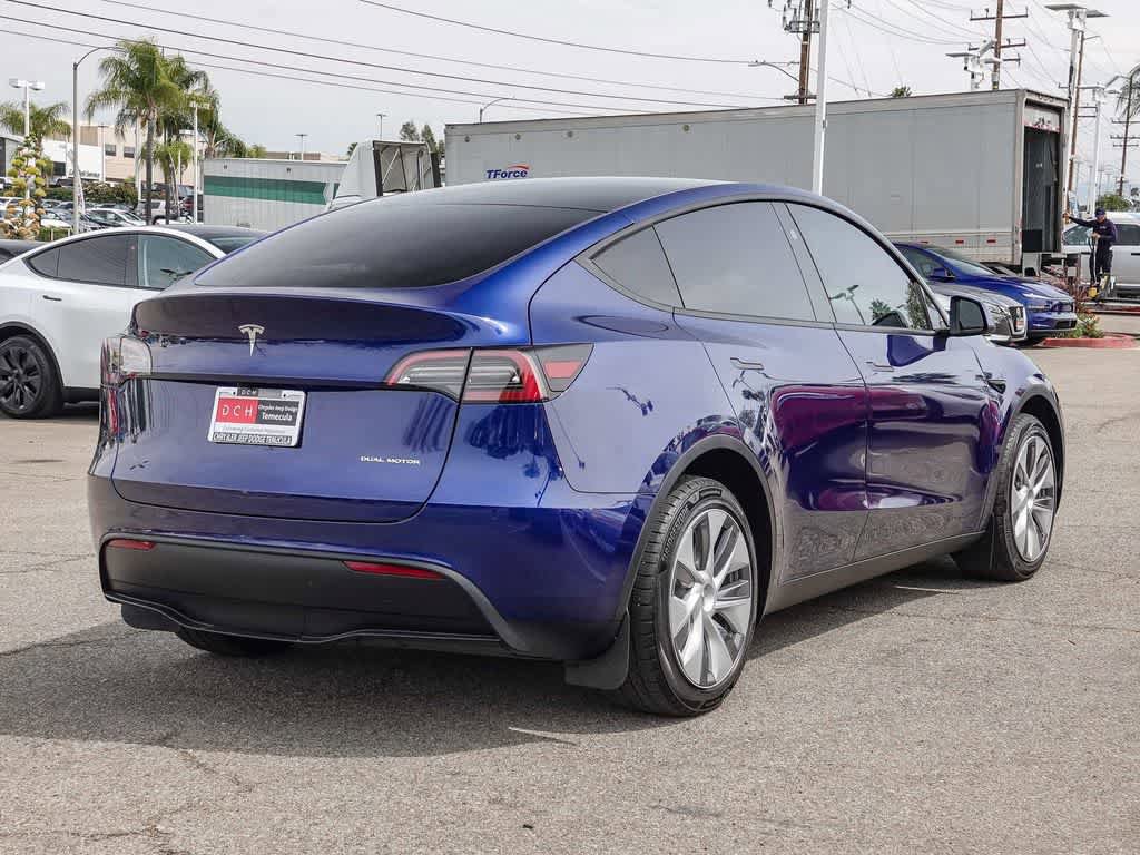 Used 2024 Tesla Model Y Long Range image 4