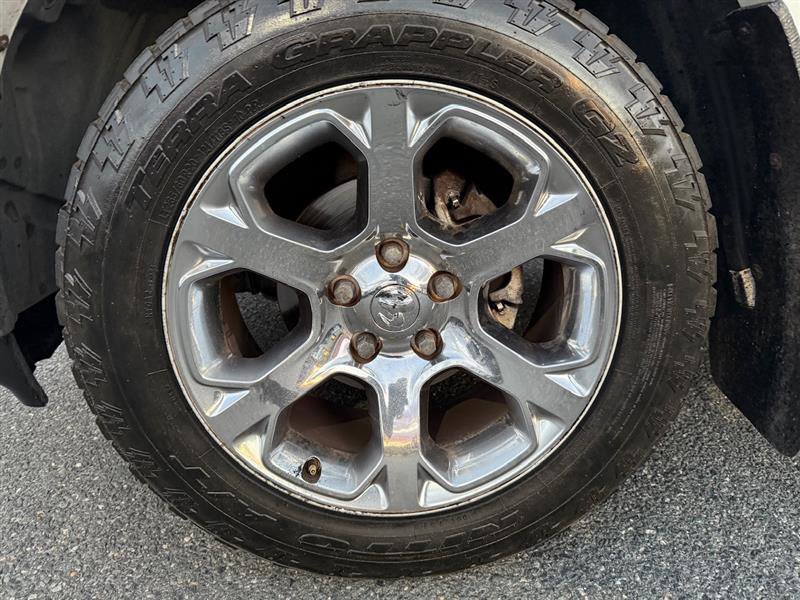 Used 2013 RAM 1500 Laramie w/ Convenience Group image 7