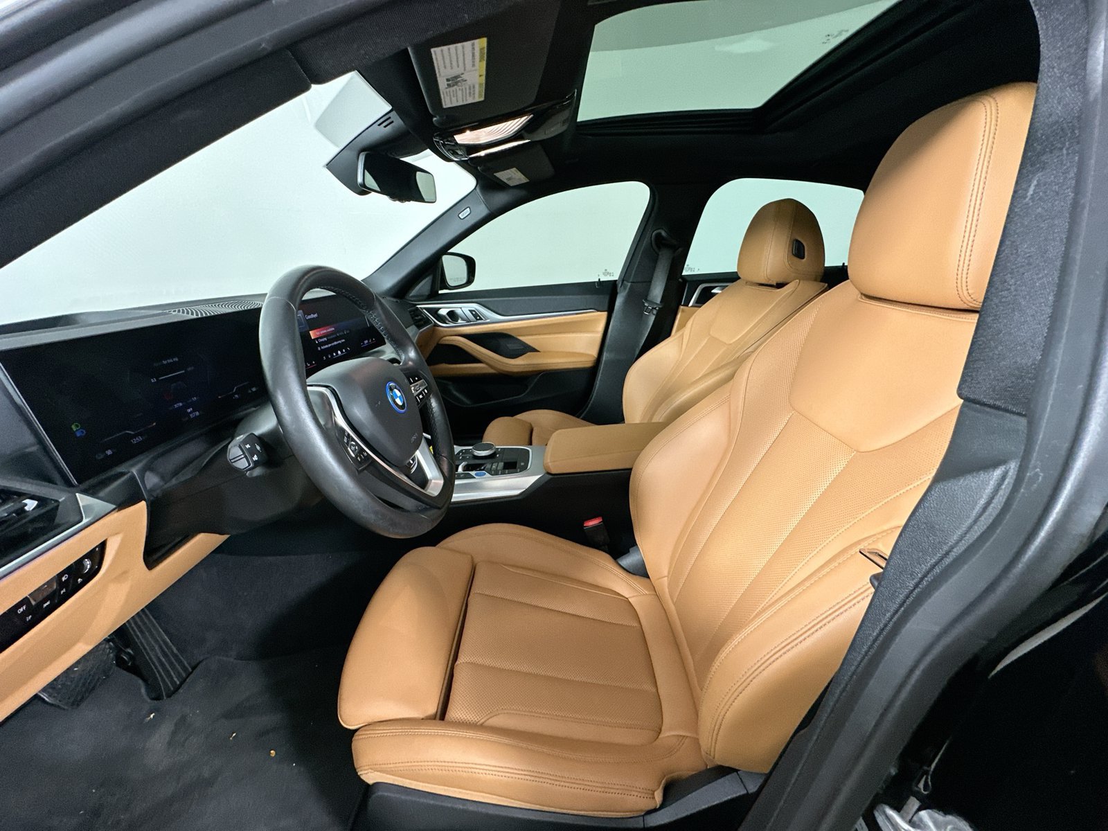 Used 2024 BMW i4 eDrive35 w/ Premium Package RWD image 33