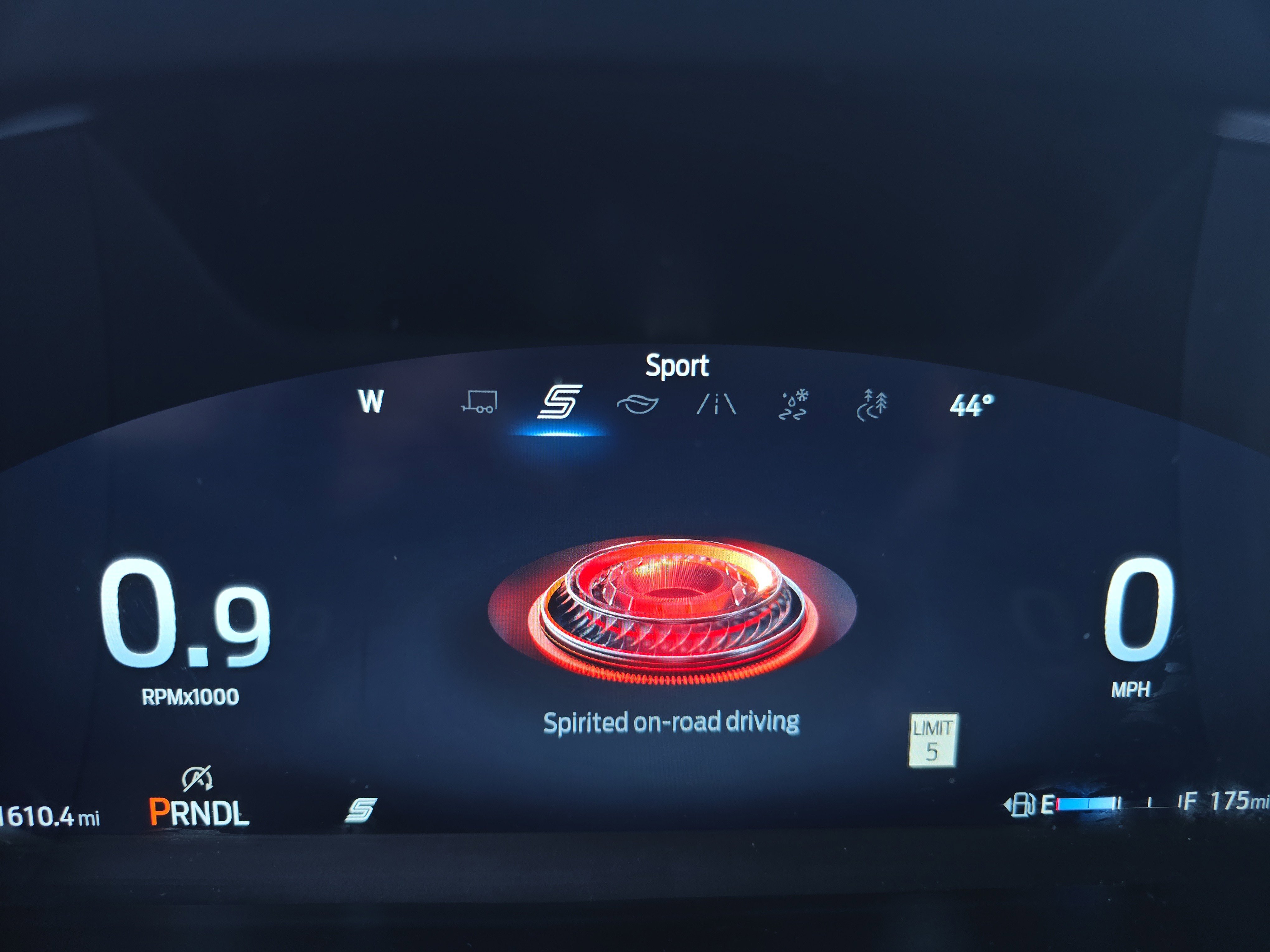 Used 2025 Ford Explorer Active w/ Active Comfort Package image 34