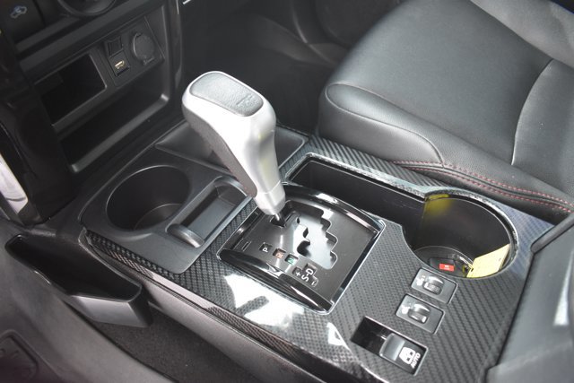 Used 2021 Toyota 4Runner TRD Off-Road Premium AWD/4WD image 28