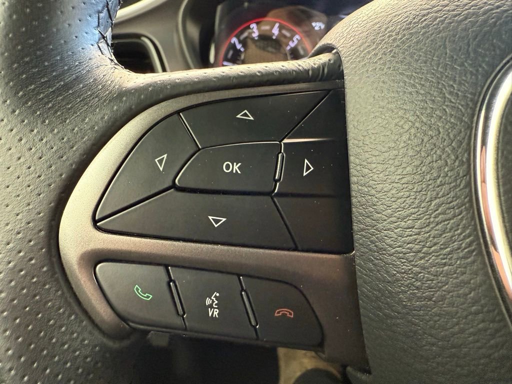 Used 2019 Dodge Challenger SXT w/ Driver Convenience Group RWD image 21