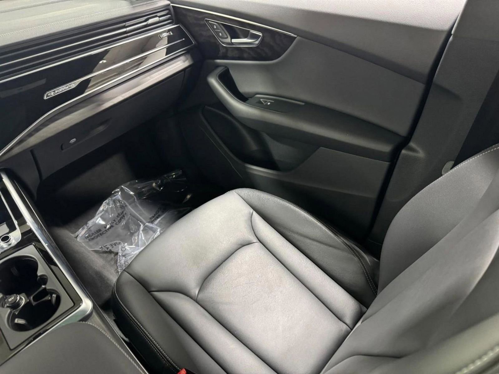 Certified 2023 Audi Q8 Premium w/ Convenience Package AWD/4WD image 30