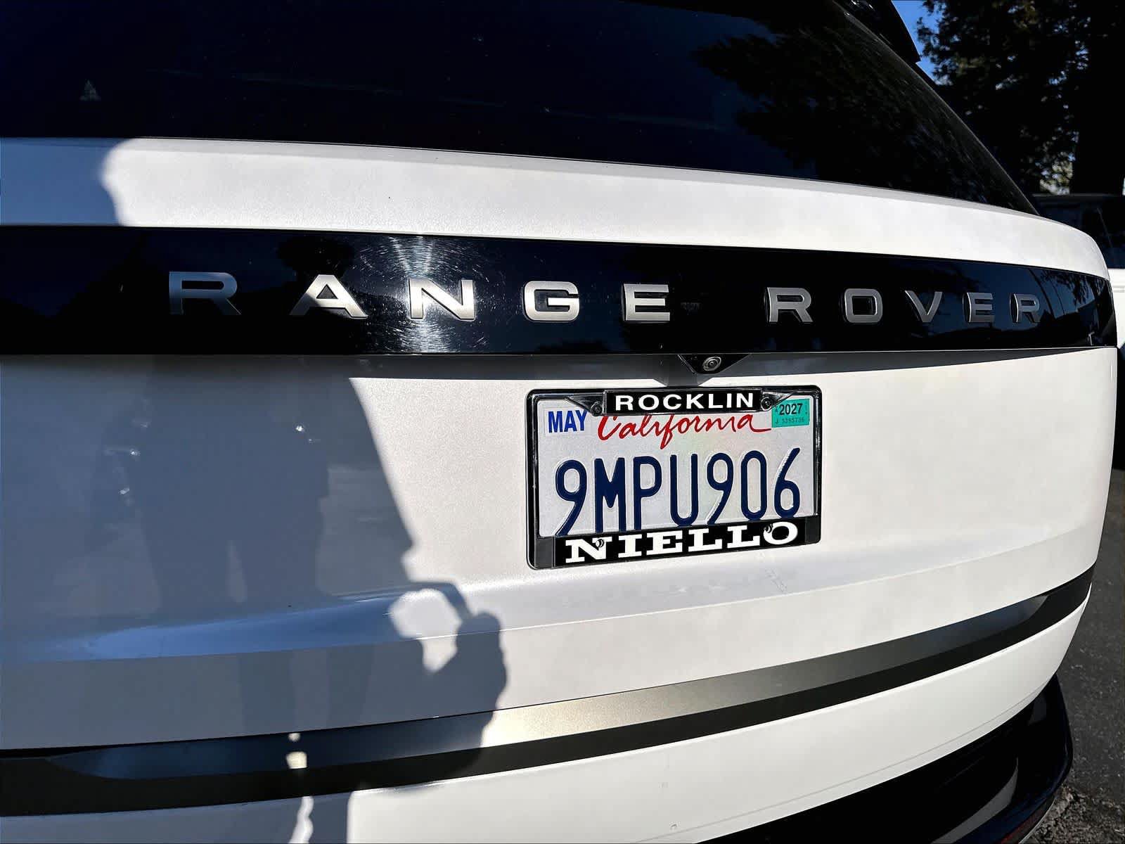 Used 2024 Land Rover Range Rover Long Wheelbase SE AWD/4WD image 10