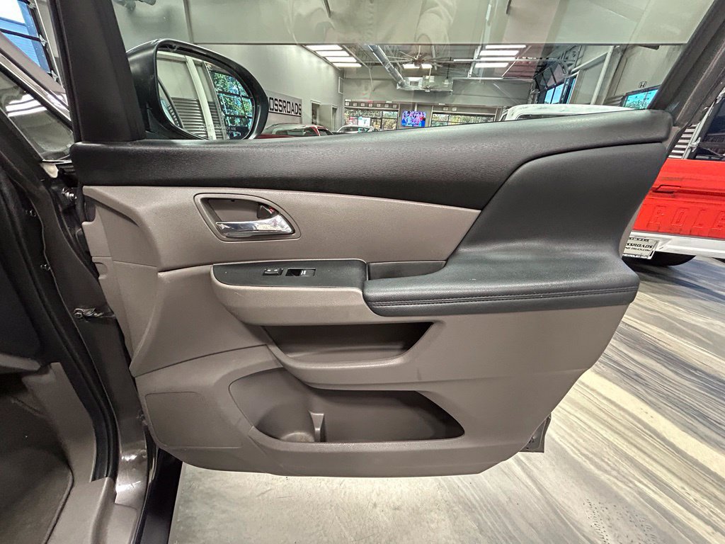 Used 2016 Honda Odyssey EX-L image 36