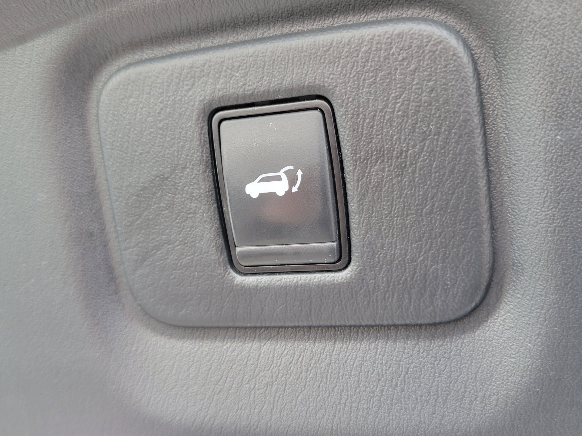 Used 2019 Nissan Pathfinder Platinum image 9