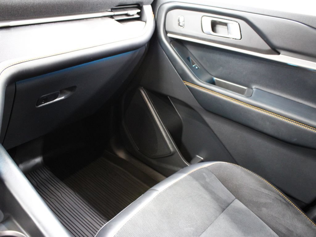 Used 2026 Ford Explorer Tremor w/ Tremor Convenience Package AWD/4WD image 35