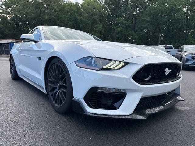 Used 2019 Ford Mustang GT Premium w/ GT Performance Package RWD image 8
