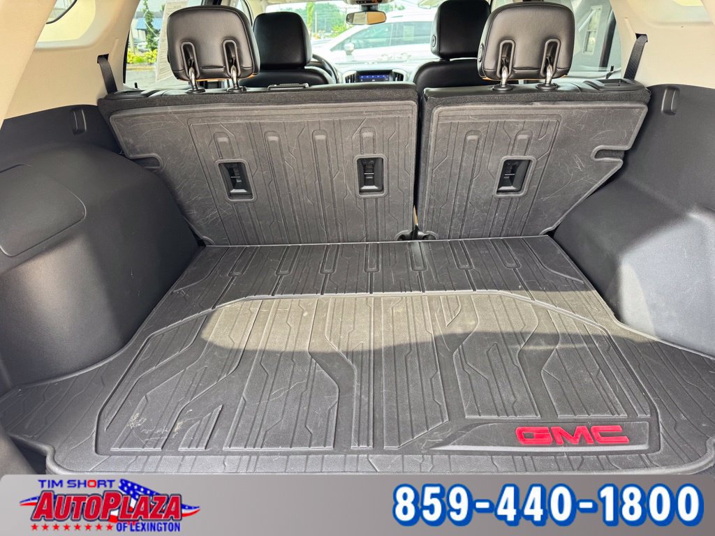 Used 2020 GMC Terrain SLT w/ LPO, Floor Liner Package FWD image 39