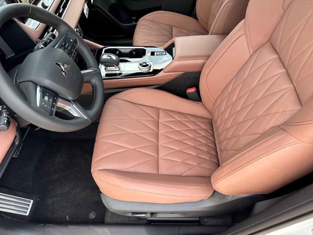 New 2026 Mitsubishi Outlander SEL FWD image 27