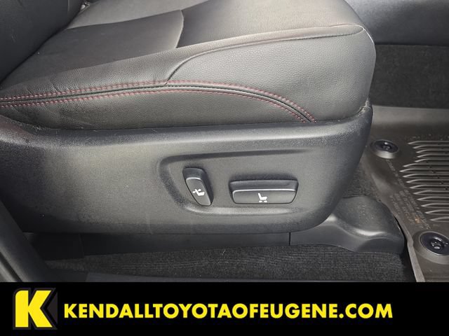 Certified 2024 Toyota 4Runner TRD Off-Road Premium AWD/4WD image 32