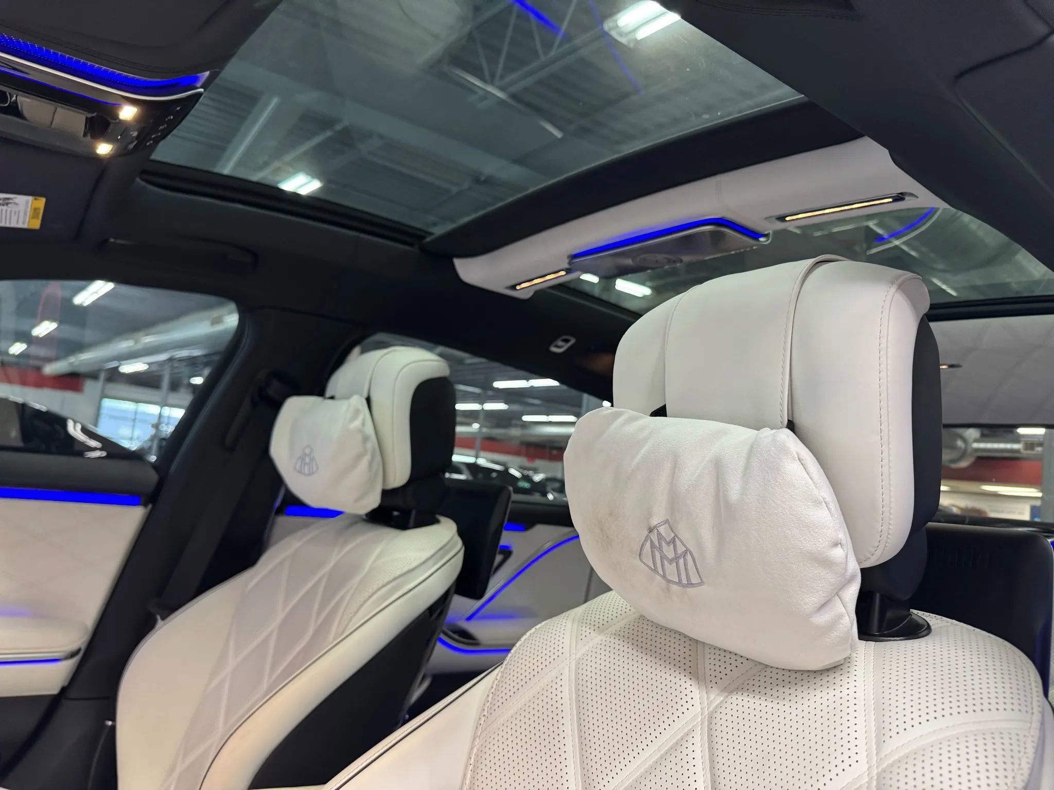 Used 2023 Mercedes-Benz Maybach S 680 S 680 4MATIC Sedan 4D w/ Manufaktur Leather Package image 26