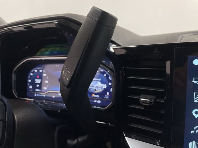 Used 2022 Chevrolet Silverado 1500 LT AWD/4WD image 20