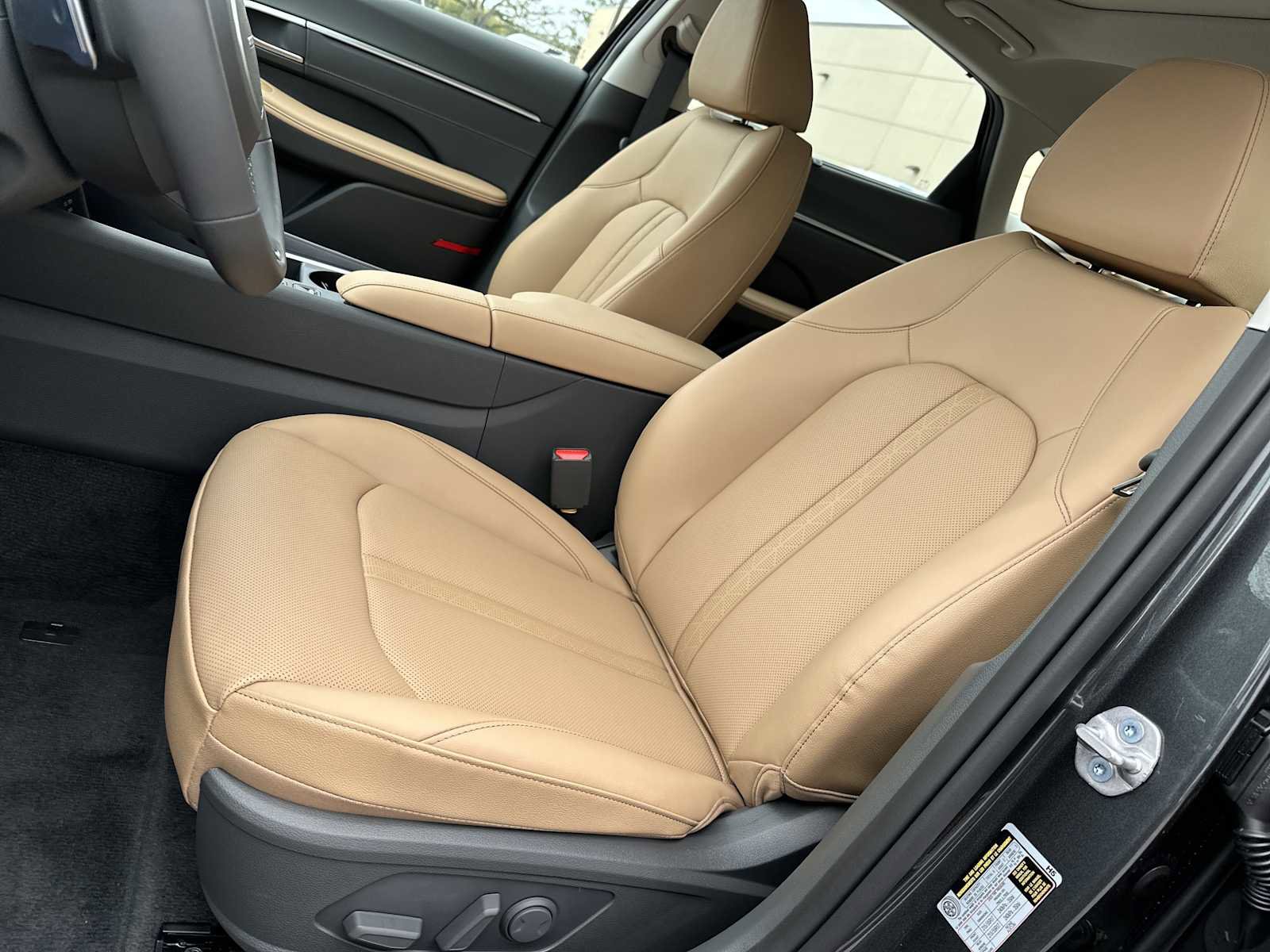 New 2026 Hyundai Sonata Limited image 9